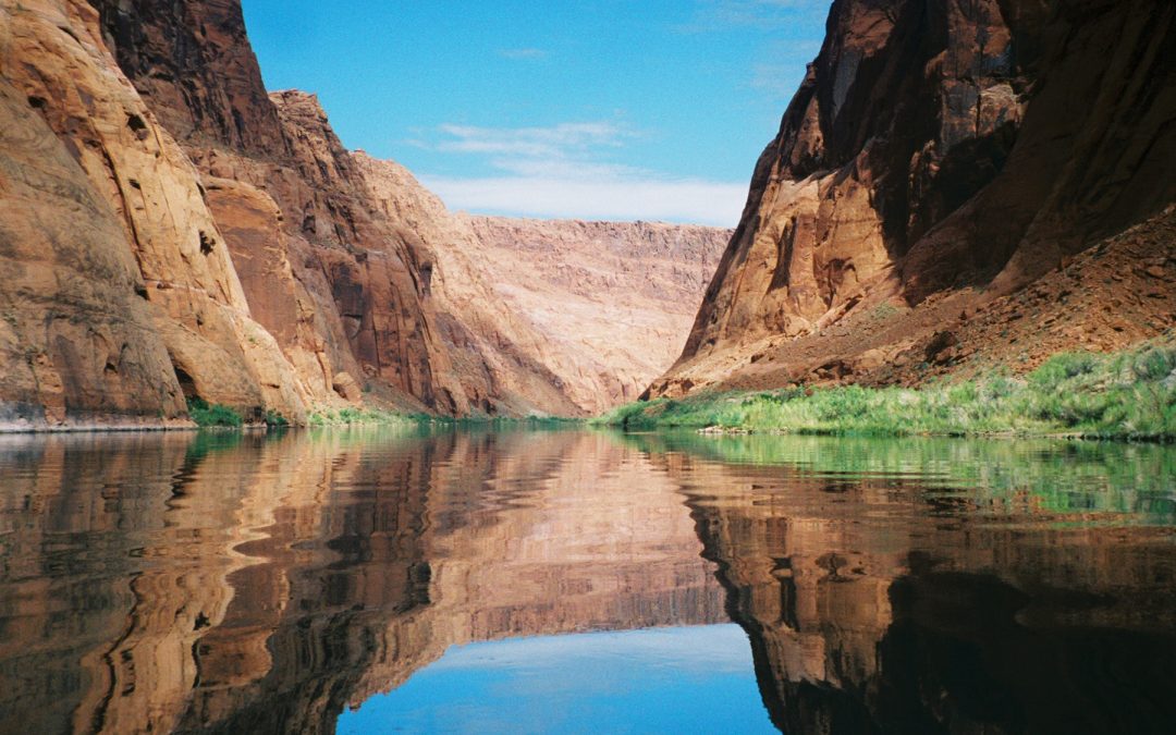 Water Book Club: River Thunder Rafting the Grand Canyon